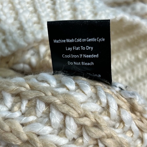 POL | Woven Wool Blend Sweater Hoodie - Picture 6 of 6